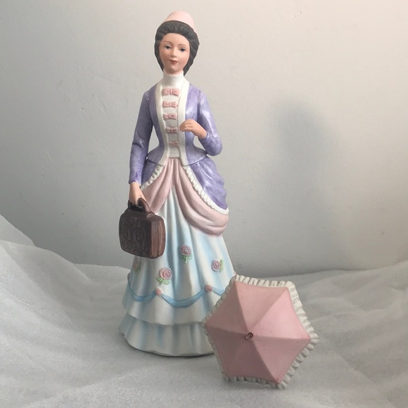 Avon, 1978 Albee Award Figurine with Original Box - Picture 1 of 11
